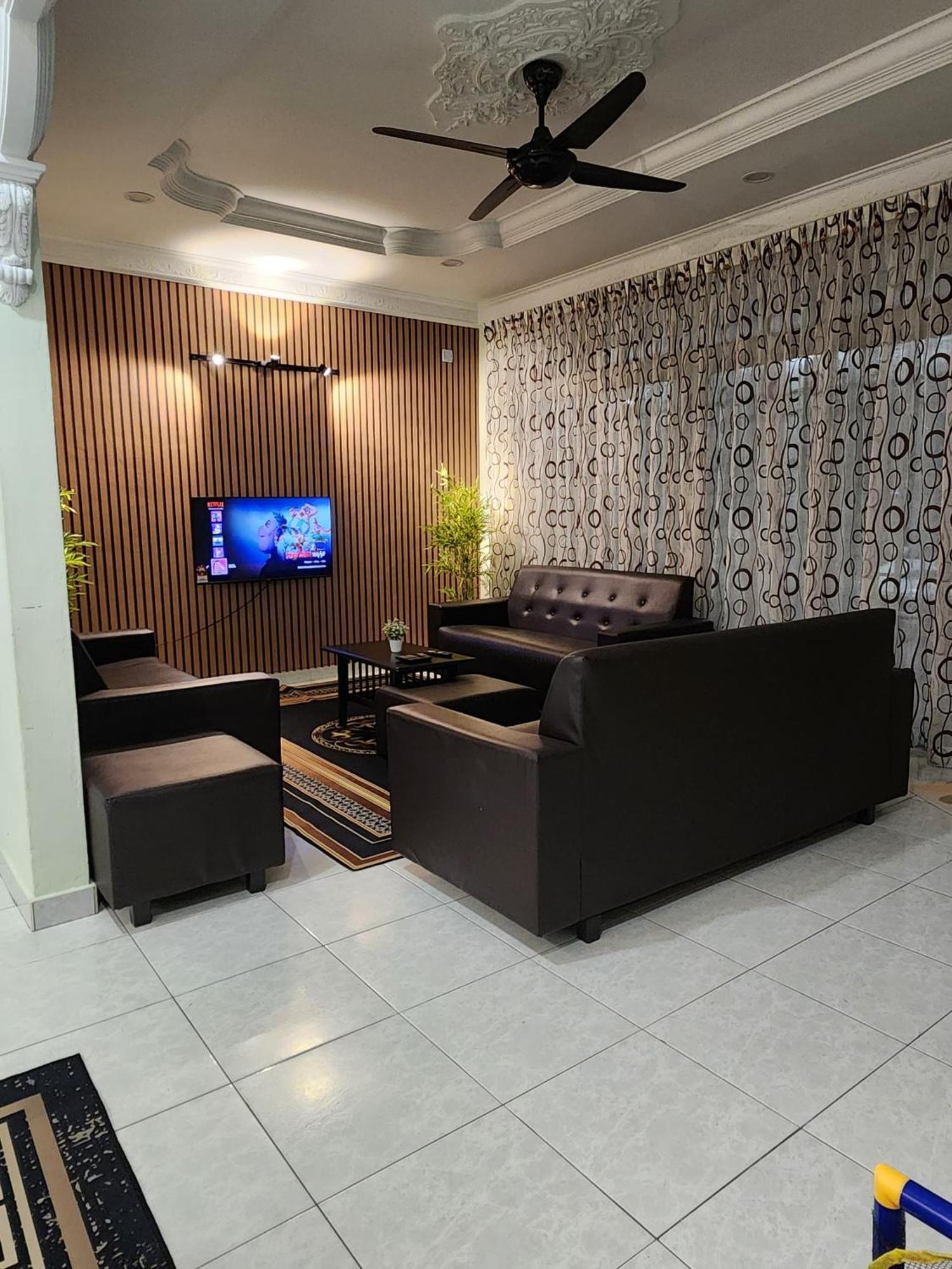 Galaxy Guest Home By Ipoh Maju Stay Luaran gambar